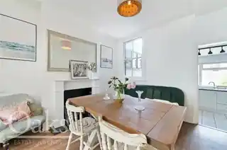 81 Ferndale Road, photo 3