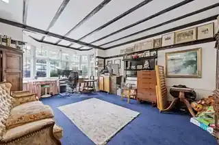 813 Finchley Road, photo 4