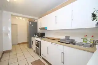 814 Greenford Road, photo 2
