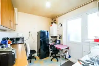 815 Green Lane, photo 4