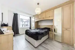 82 Beresford Avenue, photo 4
