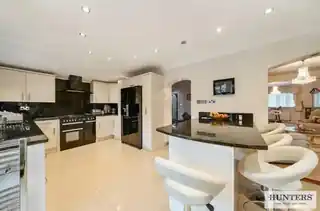 82 Canberra Road, photo 4