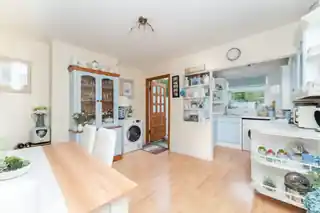 82 Denison Road, photo 4
