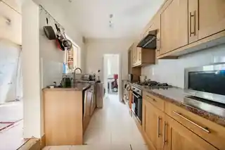 82 Frederick Place, photo 4