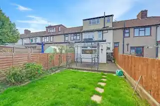 82 Ivyhouse Road, photo 2
