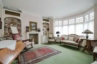 82 Madrid Road, photo 2