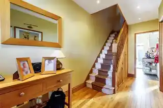 82 Matlock Crescent, photo 3