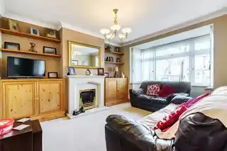 82 Matlock Crescent, photo 4