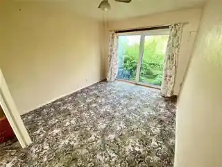 82 Maylands Drive, photo 3