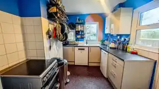 82 Palmerston Crescent, photo 2