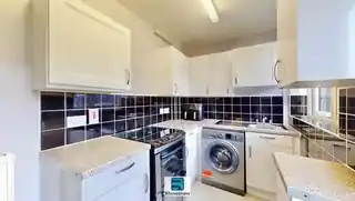 82 Woodward Road, photo 3