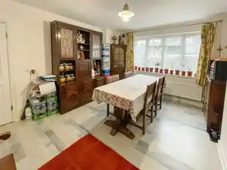83 Beverley Gardens, photo 4