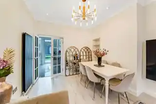 83 Chester Road, photo 4