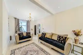 83 Chester Road, photo 3