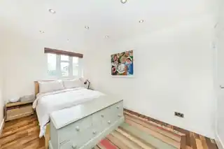 83 Fitzalan Street, photo 2