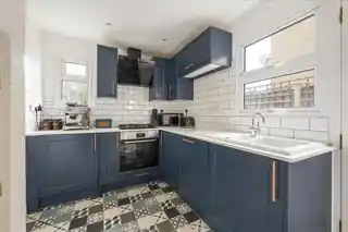 83 Halstead Road, photo 3