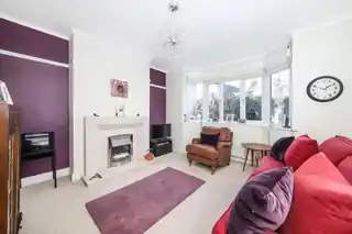 83 Marlborough Lane, photo 2