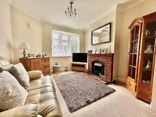 83 Shepherds Hill, photo 3