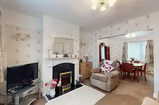 84 Dominion Drive, photo 3