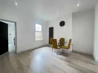 84 Lower Road, photo 3