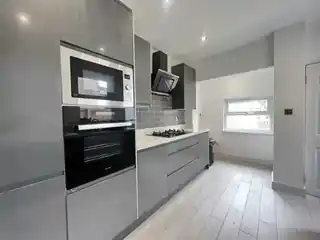 84 Lower Road, photo 4