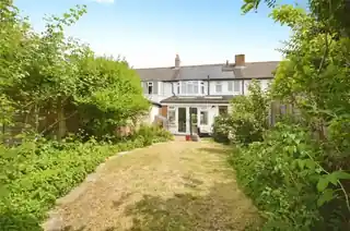 84 Milner Drive, photo 2