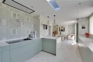 84 Thornsbeach Road, photo 4
