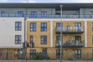 846 Garratt Lane, photo 2