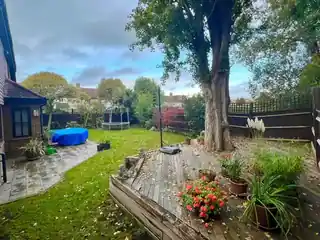 85 Green Lane, photo 3