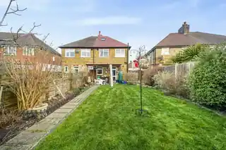 85 Paston Crescent, photo 4