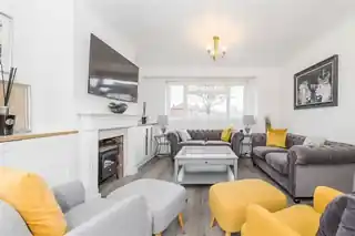 85 Peterborough Avenue, photo 4