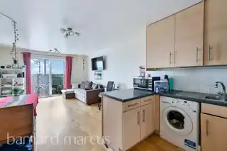 86, Baroque Court, Prince Regent Road, photo 2