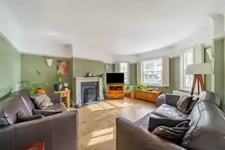 86 Grosvenor Road, photo 2