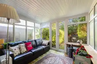 86 Inglewood, photo 4