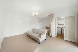 86, Lichfield Court, Sheen Road, photo 4