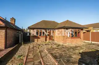 86 Suttons Lane, photo 3