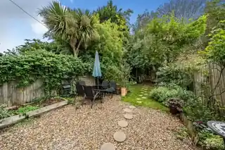 87 Effingham Road, photo 4