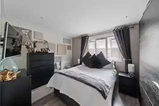 87 New Road, photo 4