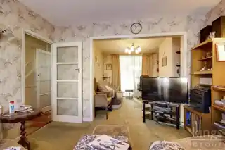 87 Sedcote Road, photo 3