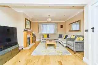 87 Sutton Road, photo 3