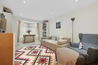 88 Corbet Close, photo 2