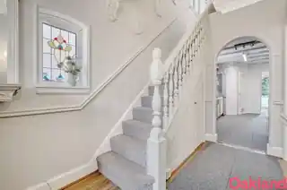 88 Highwood Gardens, photo 4