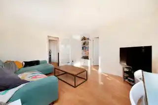 88 John Archer Way, photo 4