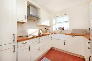 88 John Archer Way, photo 3