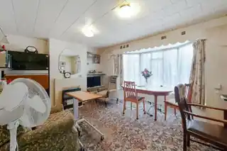 88 Kings Drive, photo 3