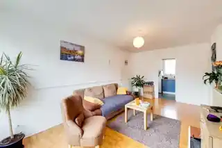 88 Spanby Road, photo 2