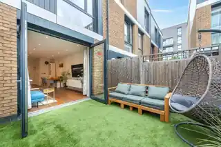 88 Vanbrugh Hill, photo 3