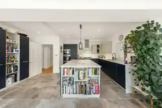 88A Kings Road, photo 2