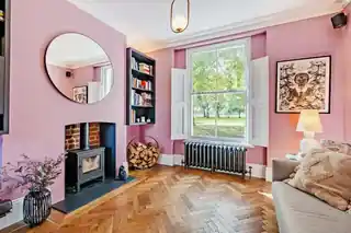 89 Cadogan Terrace, photo 3