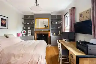 89 Chobham Road, photo 4